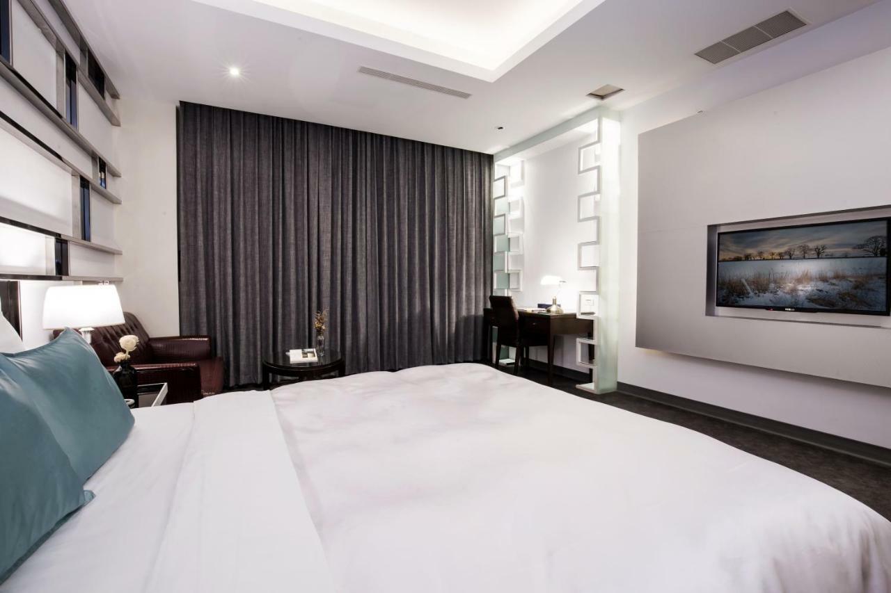 Duo Romance Hotel Hualien Buitenkant foto