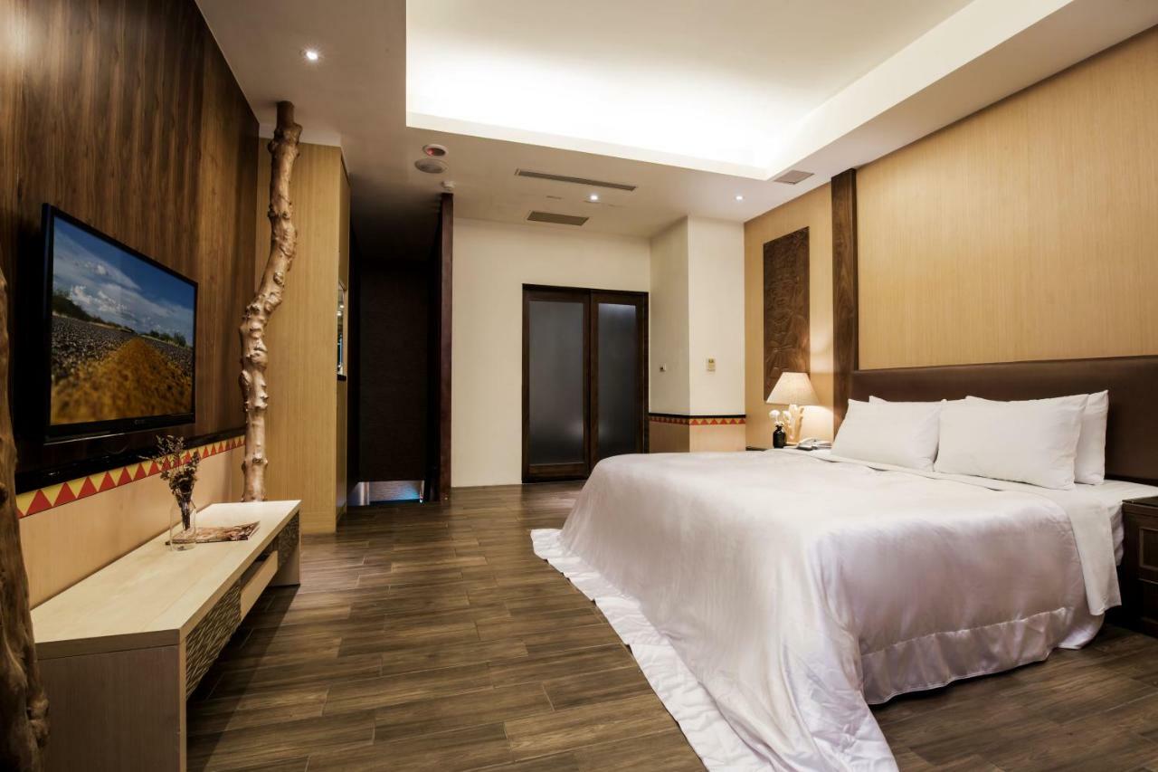 Duo Romance Hotel Hualien Buitenkant foto
